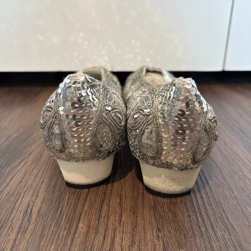 Dolce by‎ Pierre Sz 9.5 Womens Flata Silver Sequin Party Glitter Clubwear